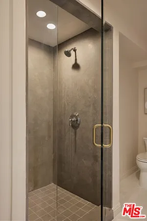 $25,900 | 1641 North Ogden Drive, Los Angeles, CA 90046