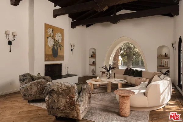 $25,900 | 1641 North Ogden Drive, Los Angeles, CA 90046