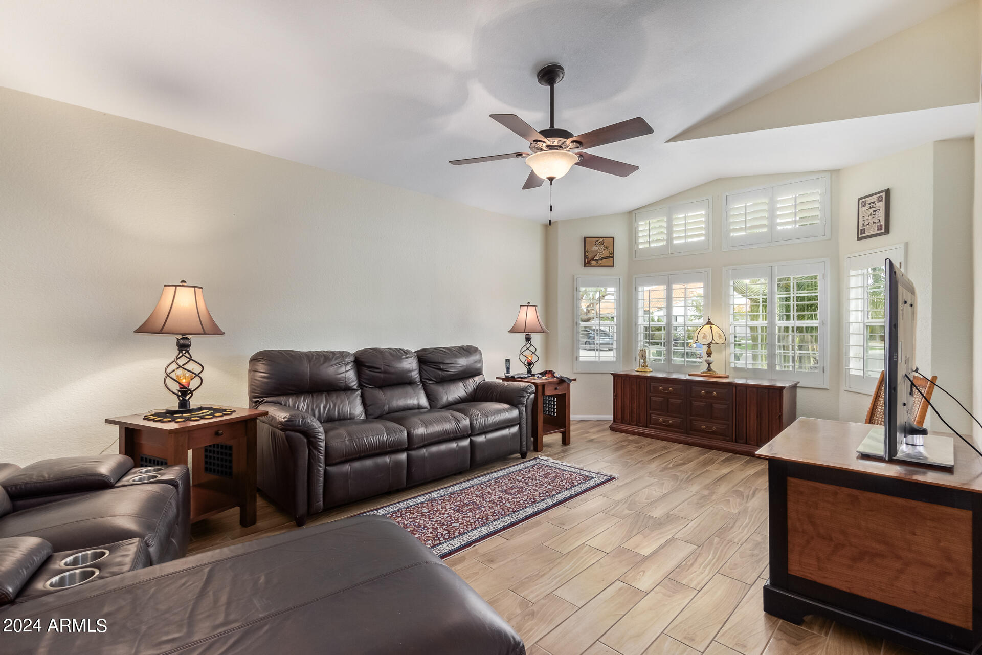 4739 East Redfield Road Phoenix, AZ 85032 - Photo 3 of 24 08 - Redfield