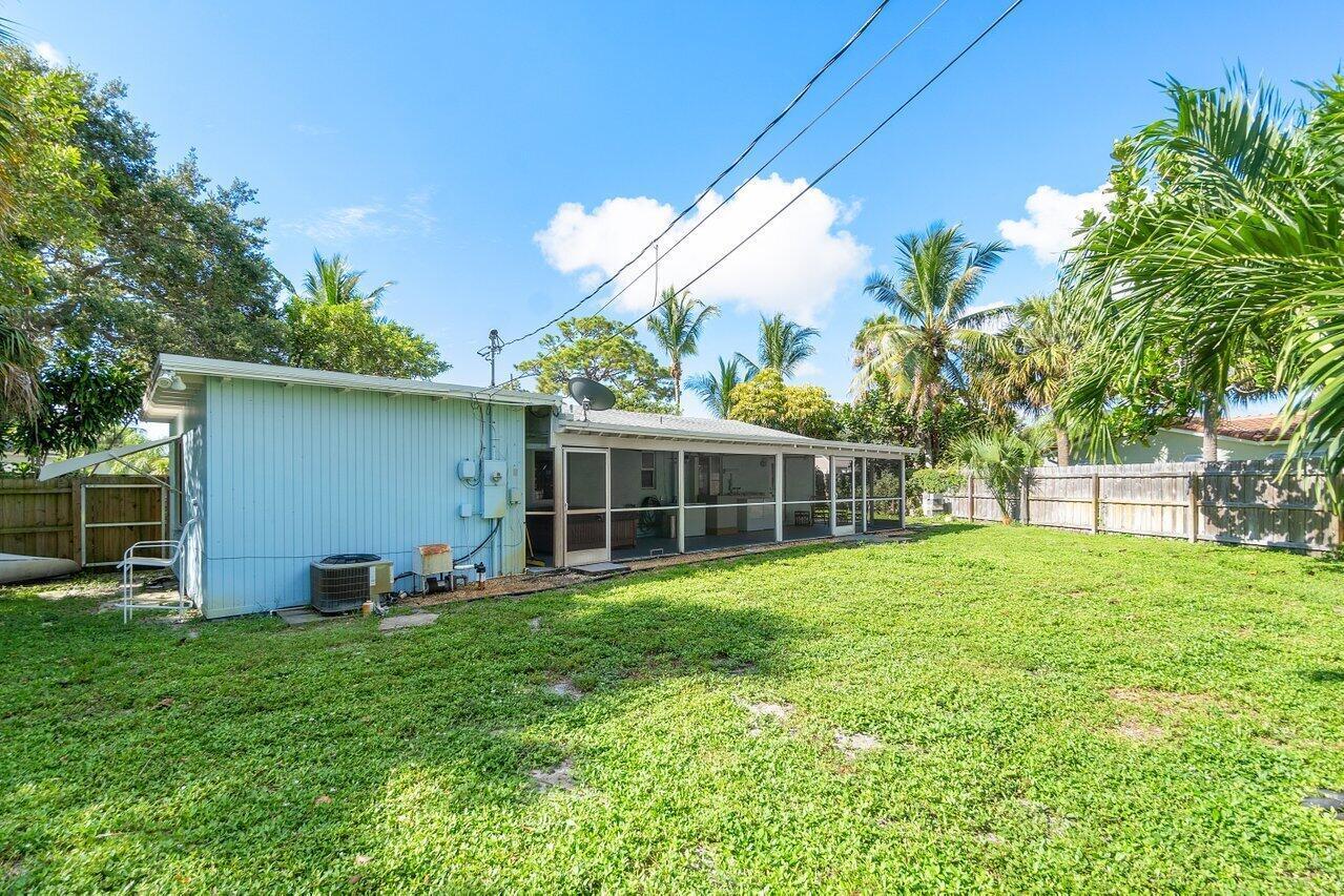 139 Prospect Road Lantana, FL 33462 - Photo 29 of 38 026-139ProspectRoad-Lantana-FL-33462-SMA