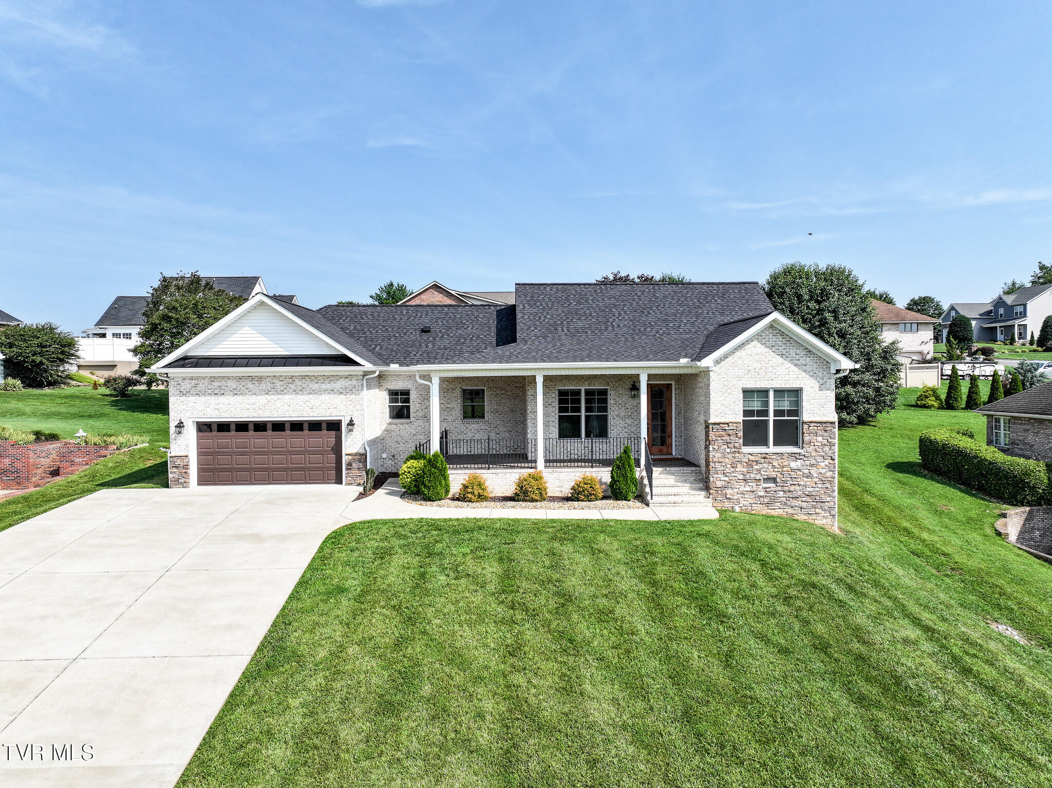 150 Naples Lane Greeneville, TN 37745 - Photo 1 of 48 Front