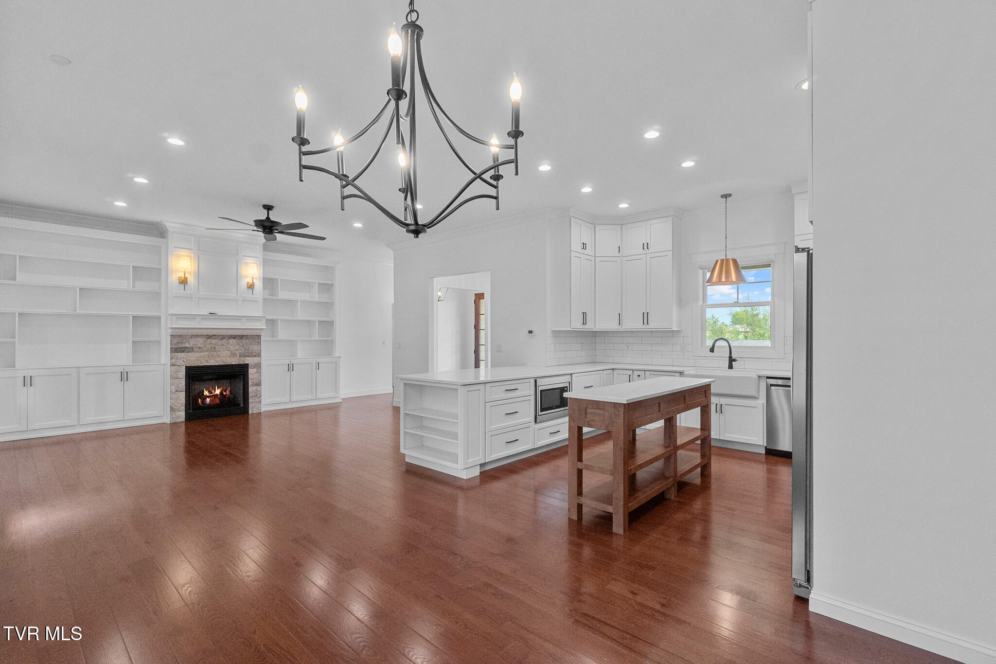 150 Naples Lane Greeneville, TN 37745 - Photo 16 of 48 Great Room