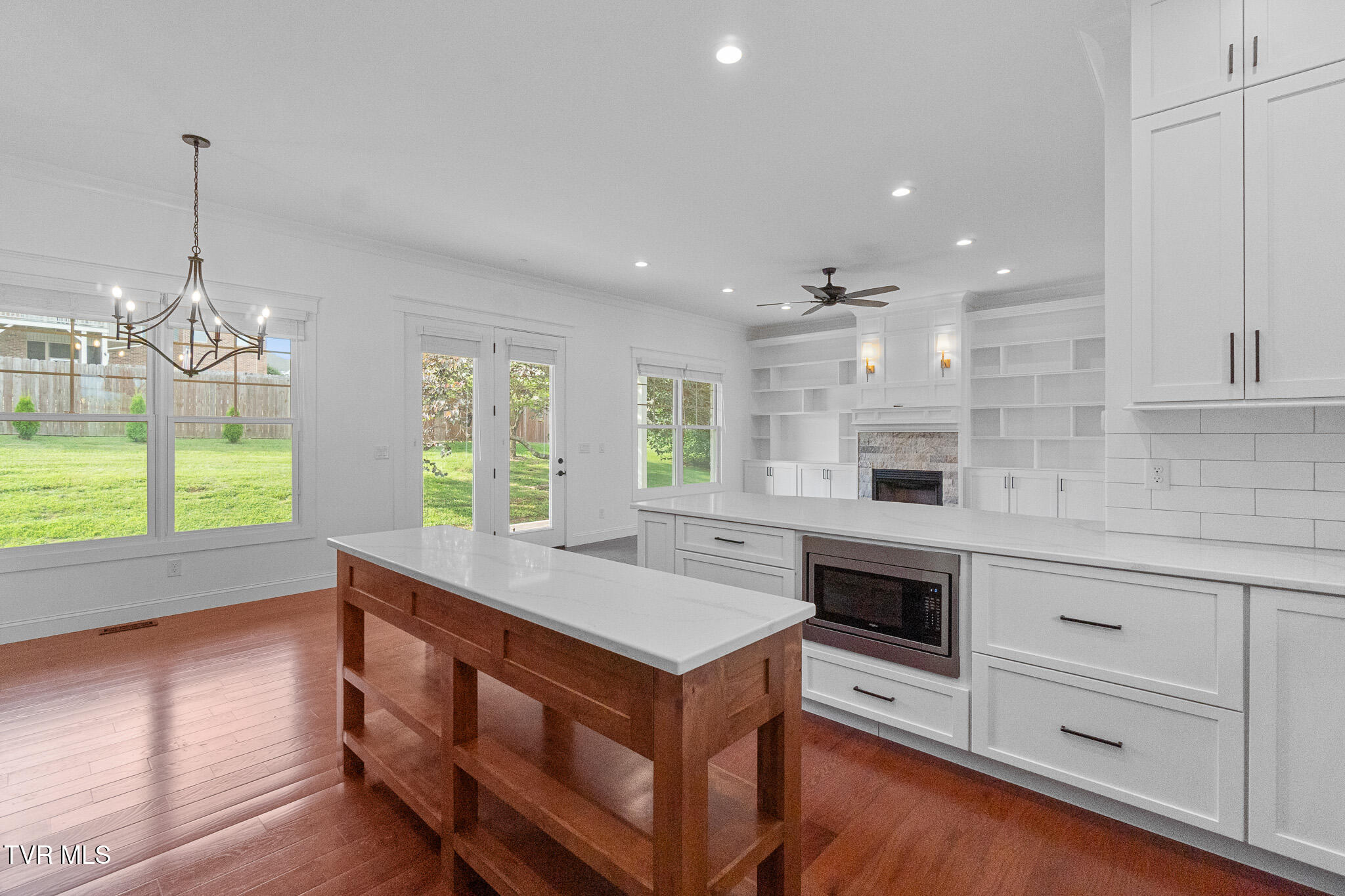 150 Naples Lane Greeneville, TN 37745 - Photo 17 of 48 Kitchen