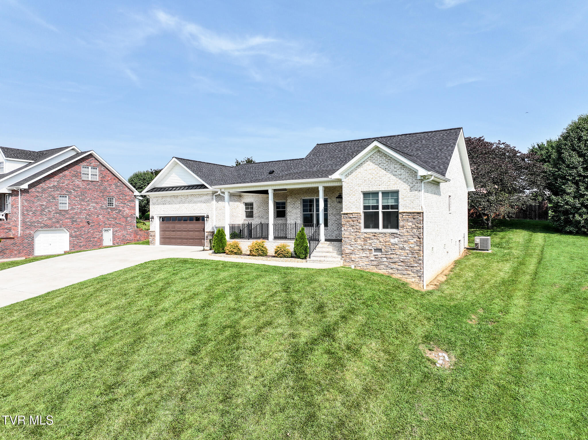 150 Naples Lane Greeneville, TN 37745 - Photo 2 of 48 Front