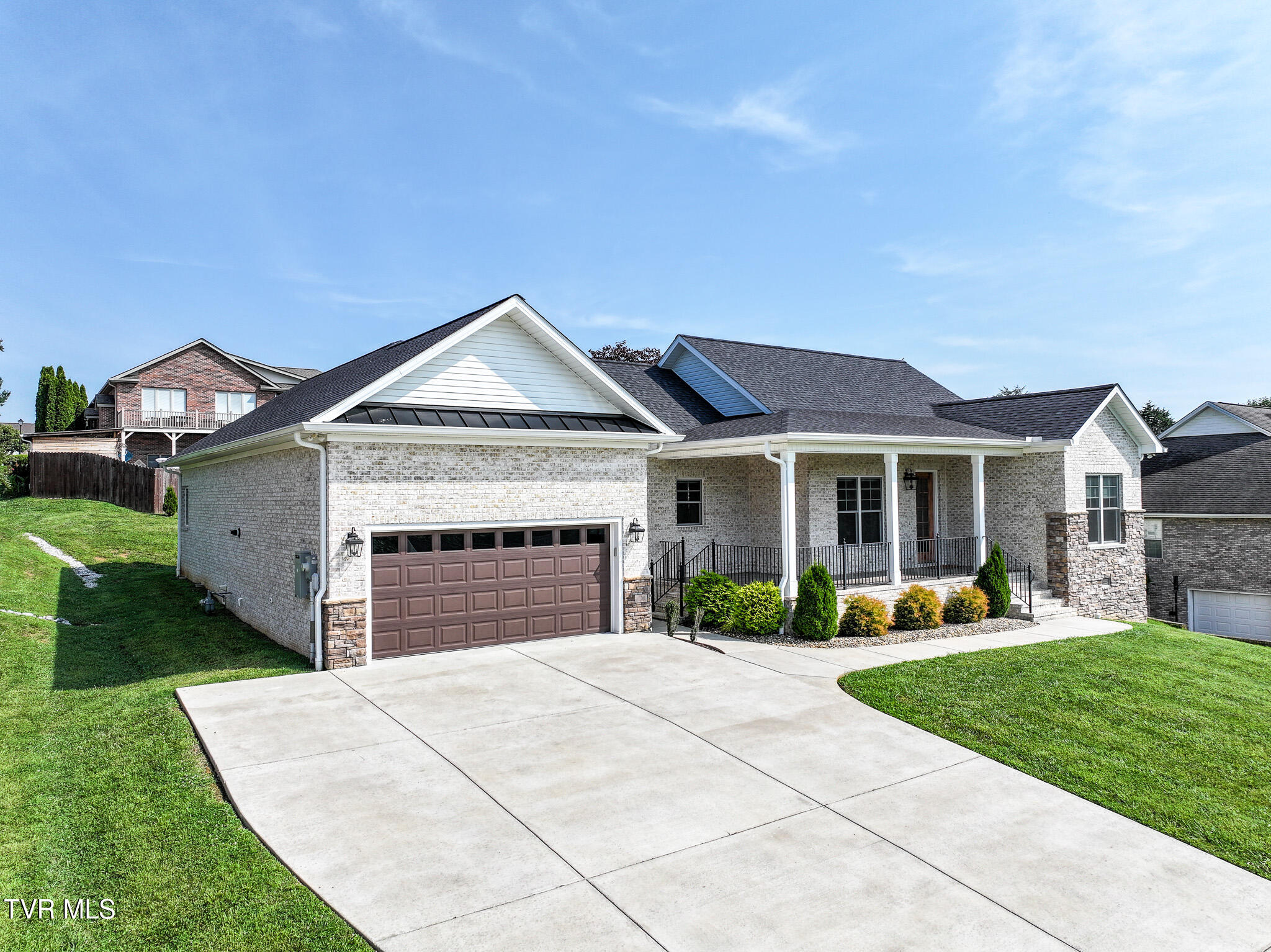 150 Naples Lane Greeneville, TN 37745 - Photo 3 of 48 Front