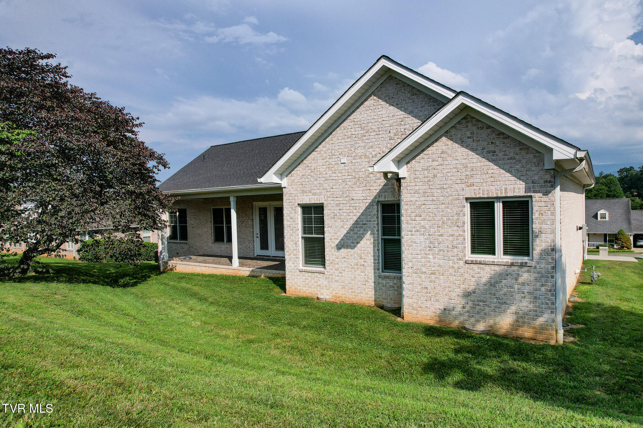 150 Naples Lane Greeneville, TN 37745 - Photo 44 of 48 Back
