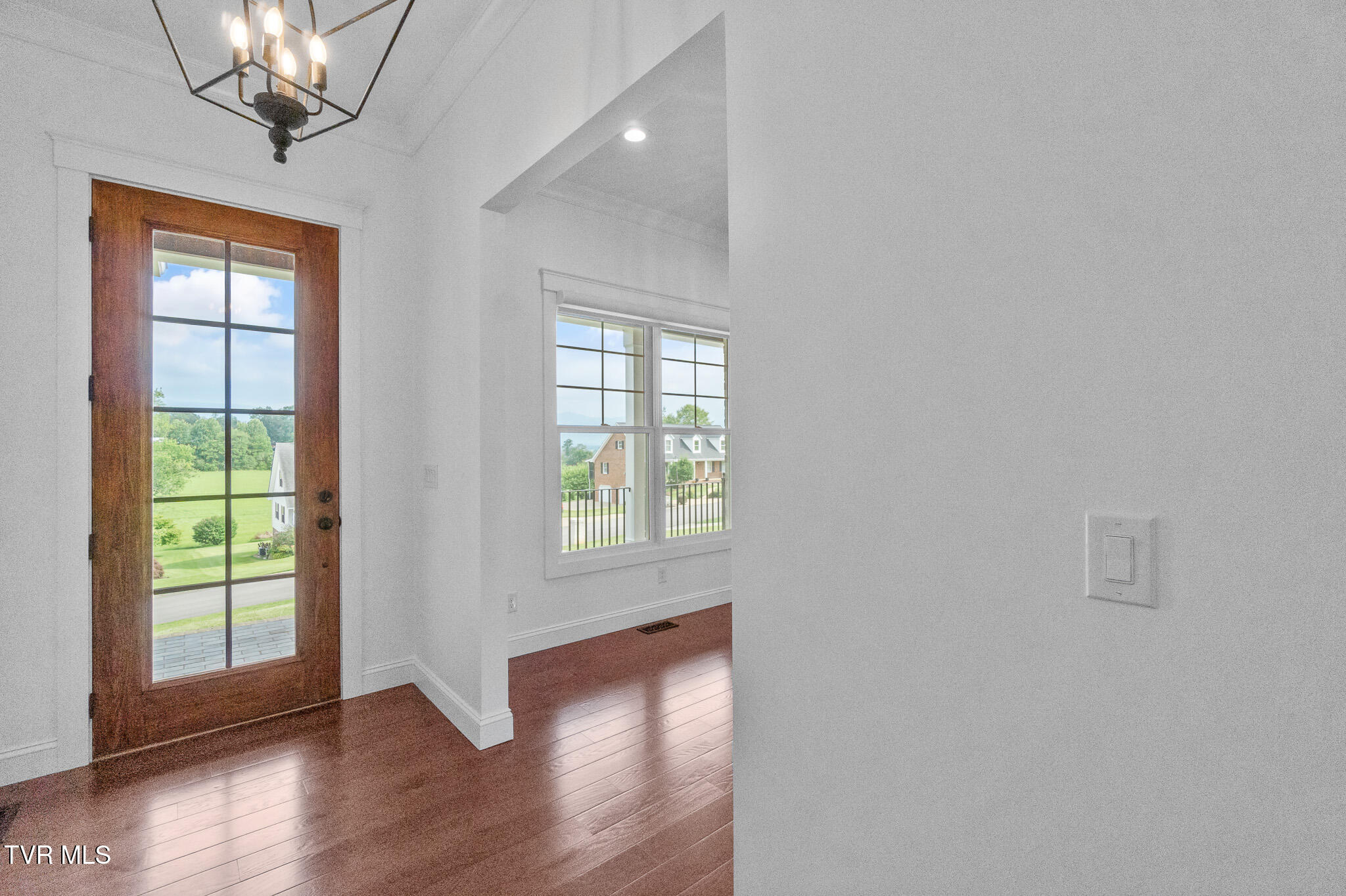 150 Naples Lane Greeneville, TN 37745 - Photo 8 of 48 Entry