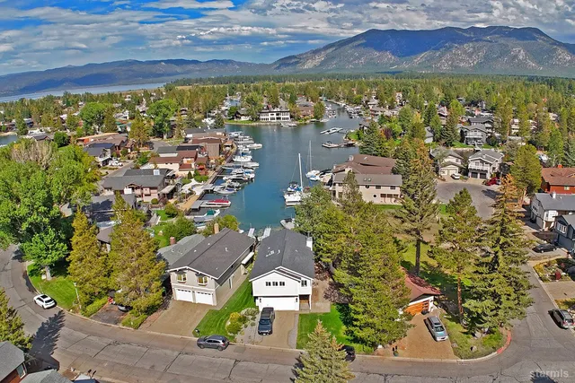 $1,349,000 | 487 Christie Drive, South Lake Tahoe, CA 96150
