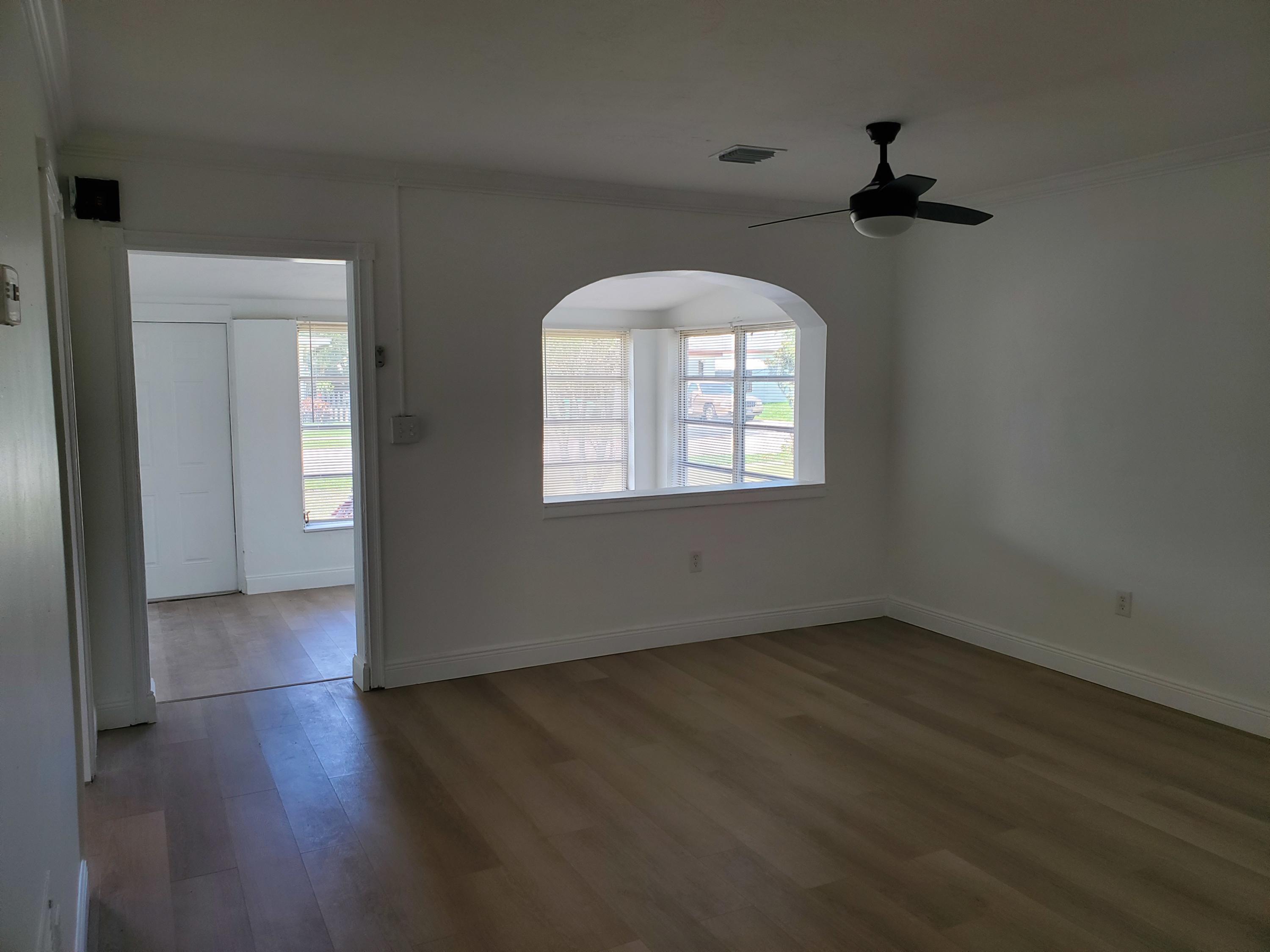 181 West 34th Street Riviera Beach, FL 33404 - Photo 5 of 23 20210622_142222