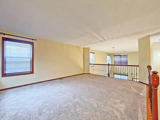 $2,695 | 9500 Declaration Drive, Chanhassen, MN 55317