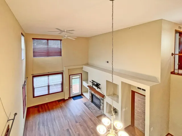 $2,695 | 9500 Declaration Drive, Chanhassen, MN 55317