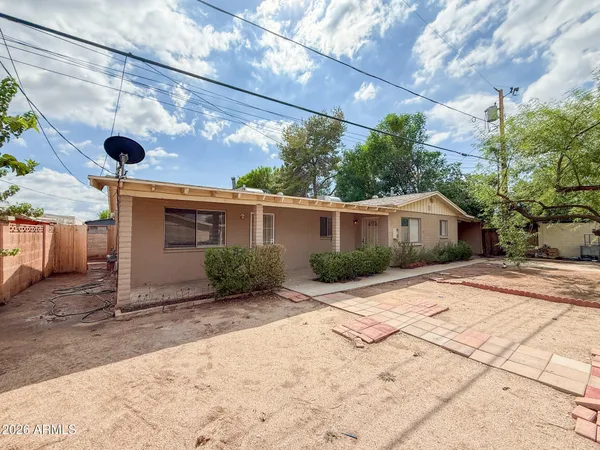 $995 | 1721 East Sheridan Street, Unit C, Phoenix, AZ 85006