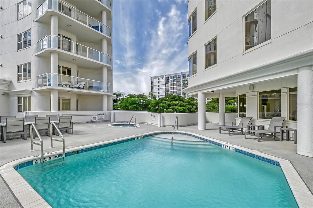 128 Golden Gate Point, Unit 901/1001 Sarasota, FL 34236 - Photo 45 of 55