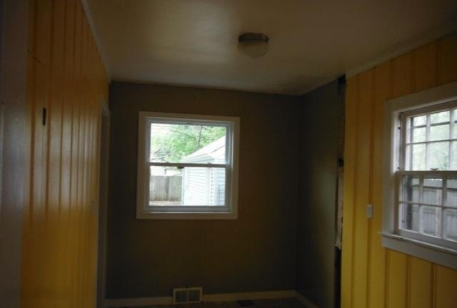 811 South Lincoln Avenue Three Rivers, MI 49093 - Photo 7 of 17 DSCF6369