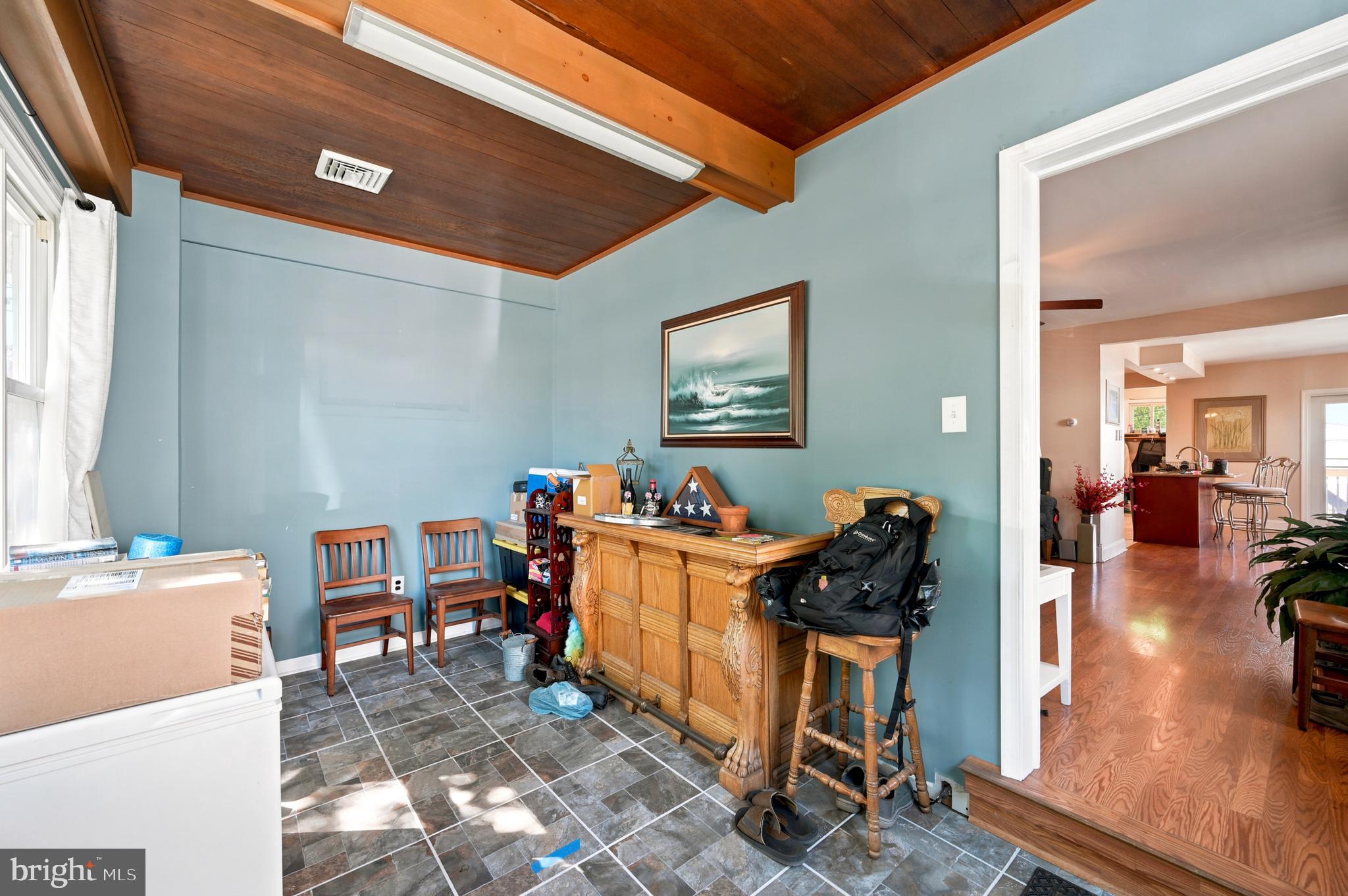 152 Shelbourne Road Havertown, PA 19083 - Photo 3 of 24