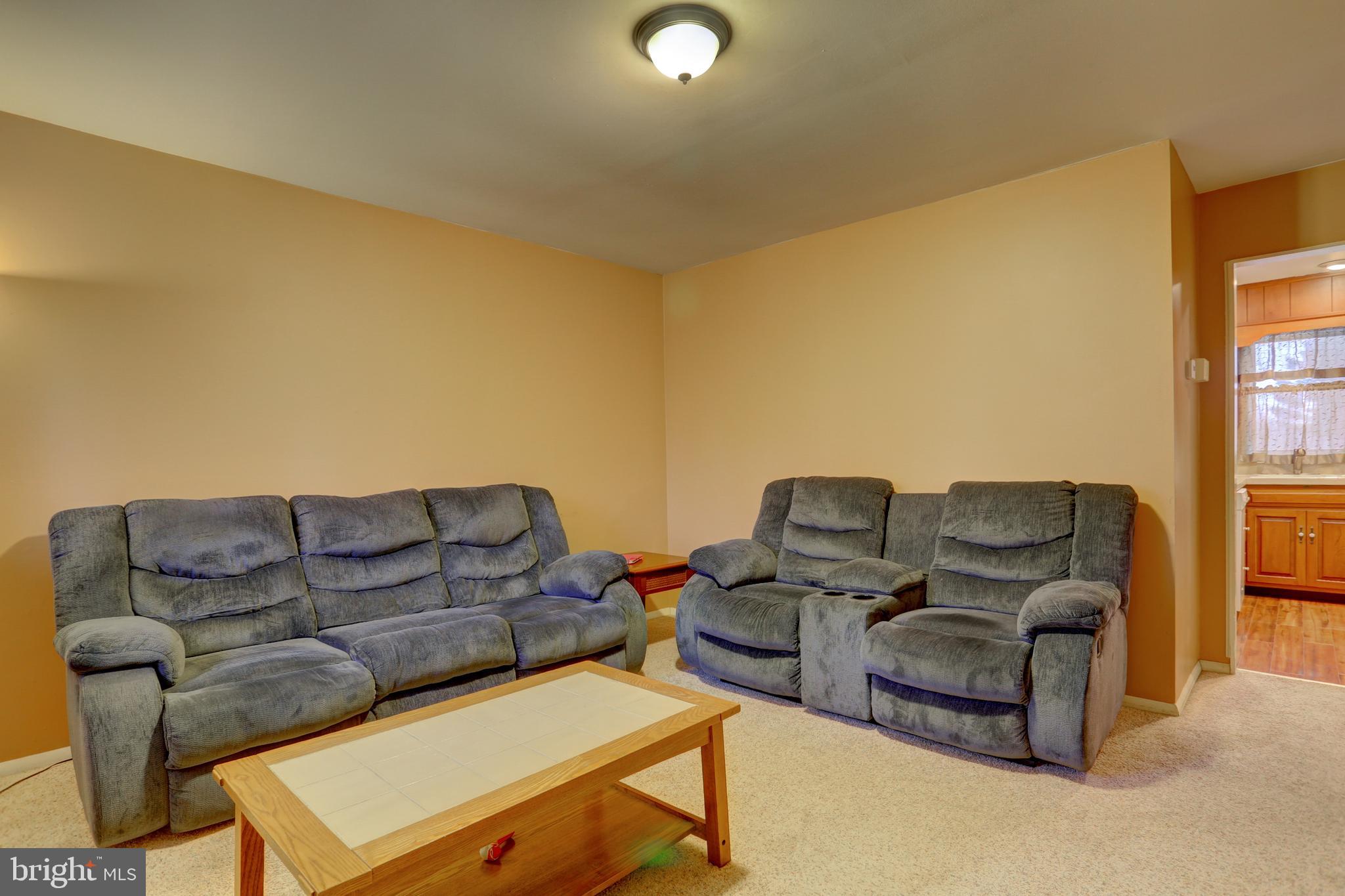 106 Landis Valley Road Lititz, PA 17543 - Photo 4 of 32