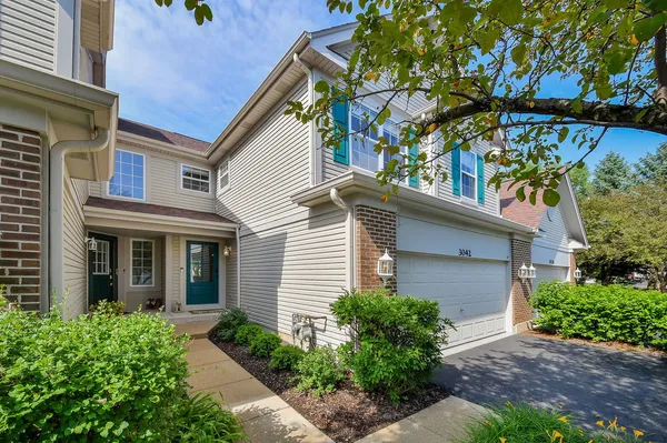 $459,900 | 3042 St Michel Lane, St. Charles, IL 60175