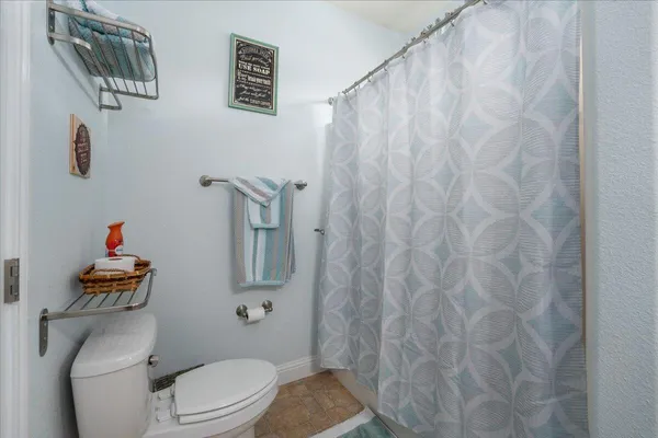 $469,000 | 2733 Smith Avenue, Shasta Lake, CA 96019