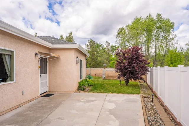 $485,000 | 2733 Smith Avenue, Shasta Lake, CA 96019