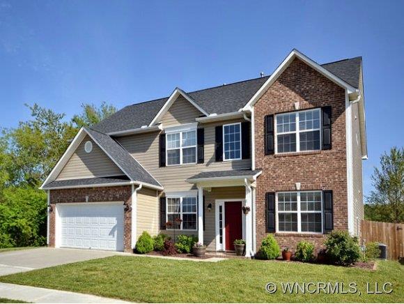 30 Woodfern Road Fletcher, NC 28732 - Photo 1 of 19 front view of a house with a yard