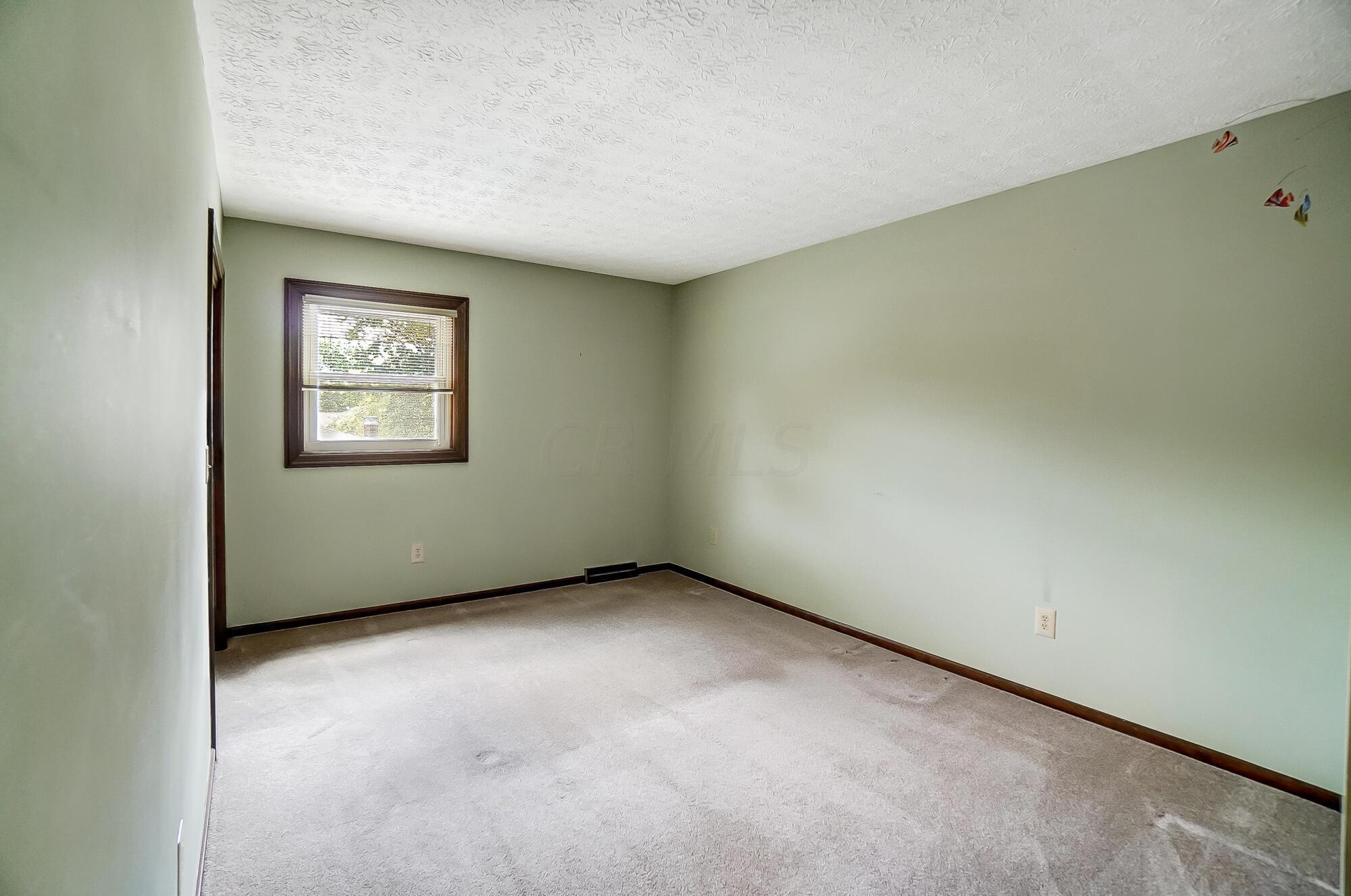 633 Olde North Church Road Westerville, OH 43081 - Photo 31 of 42 031