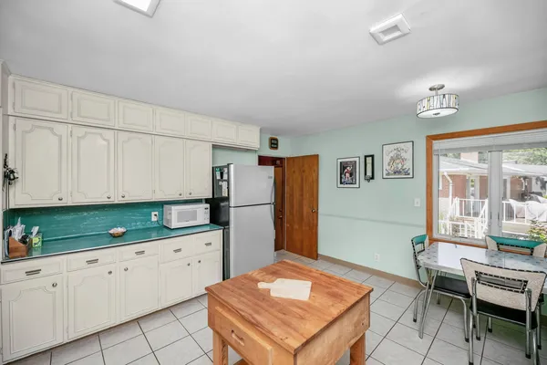 $675,000 | 70855 Wayne Street, Union, MI 49130