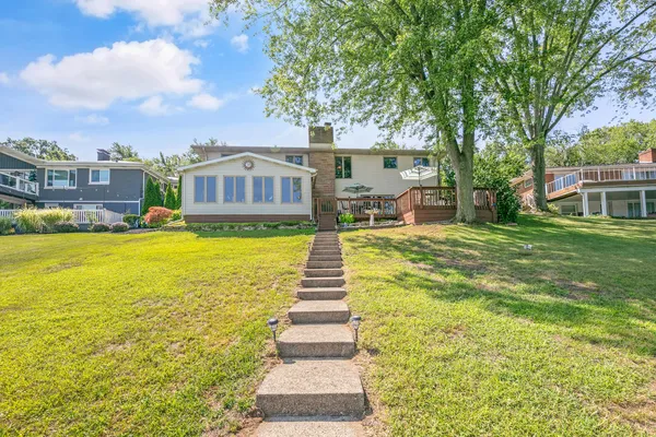 $675,000 | 70855 Wayne Street, Union, MI 49130