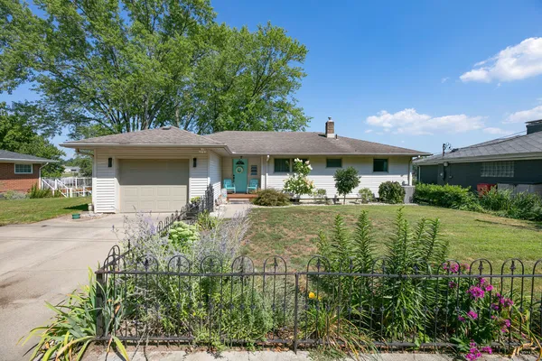 $675,000 | 70855 Wayne Street, Union, MI 49130