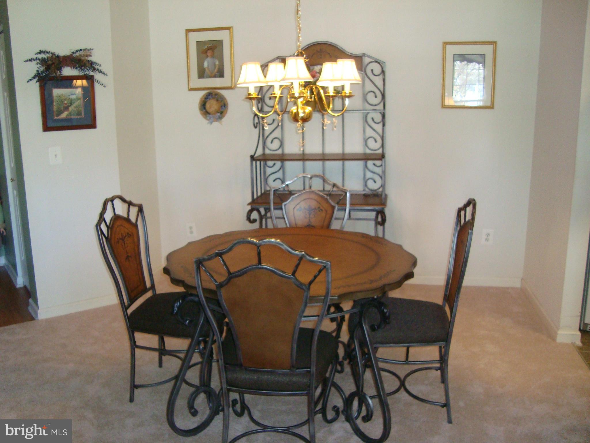 5374 Glenthorne Court, Unit 5374 Baltimore, MD 21237 - Photo 21 of 29 Dining Room