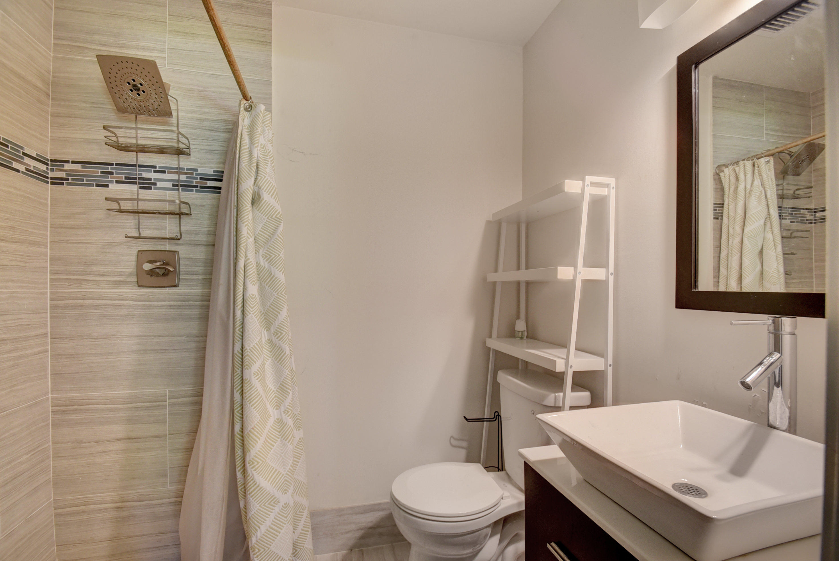 848 Jeffery Street Boca Raton, FL 33487 - Photo 14 of 20 Bath 1