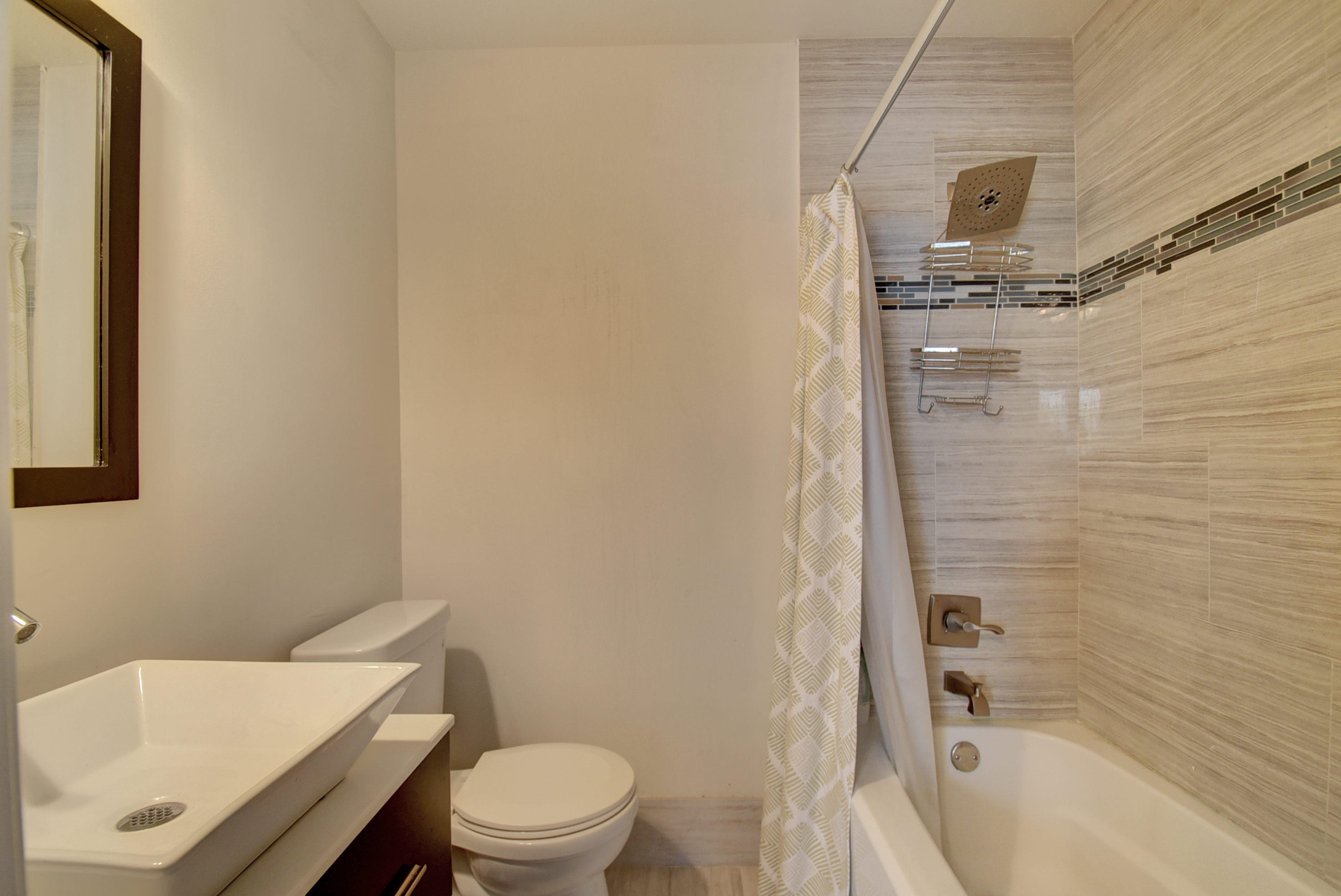 848 Jeffery Street Boca Raton, FL 33487 - Photo 17 of 20 Bath 2