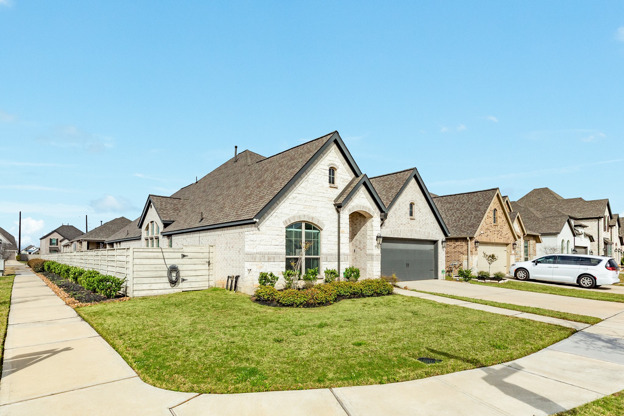 5138 Walnut Grv Lane Manvel, TX 77578 - Photo 2 of 43 a view of a house with a outdoor space