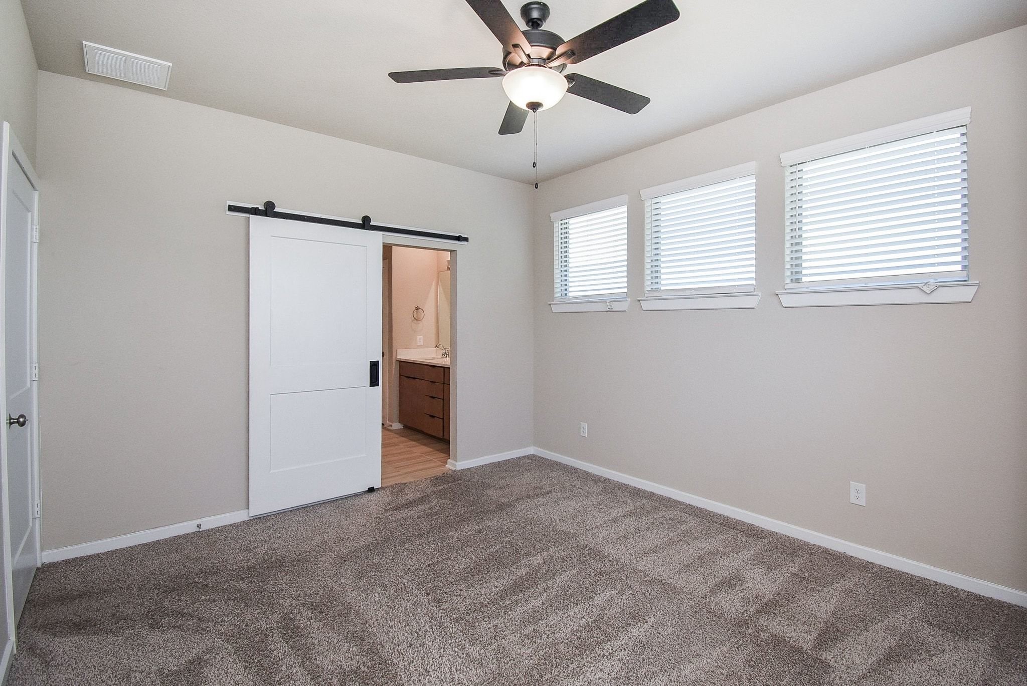 7643 Green Bulrush Way Katy, TX 77493 - Photo 20 of 20 a view of an empty room with a window