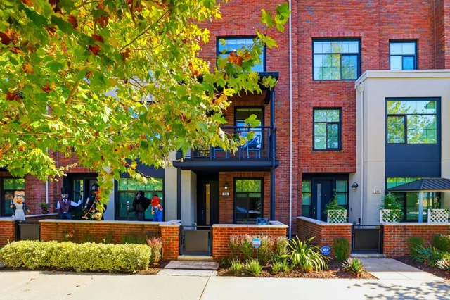 $1,625,000 | 238 Railway Avenue, Campbell, CA 95008