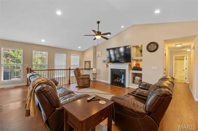 $435,000 | 1232 Wentworth Court, Troy, IL 62294