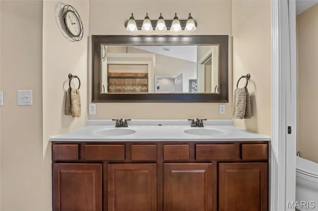 $435,000 | 1232 Wentworth Court, Troy, IL 62294