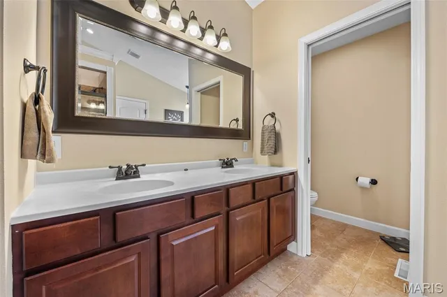 $435,000 | 1232 Wentworth Court, Troy, IL 62294