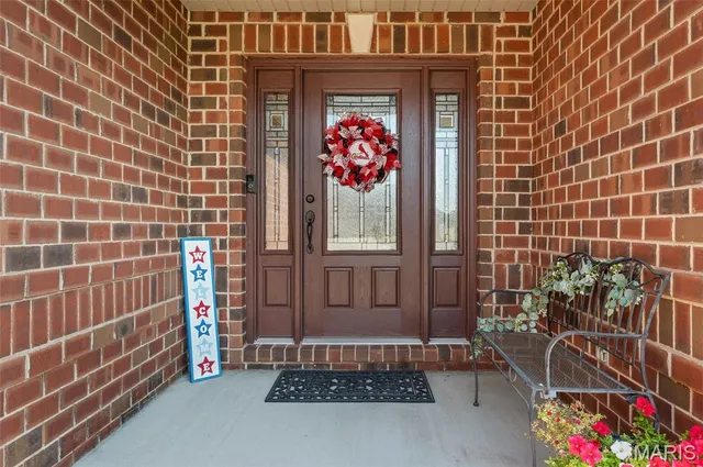 $435,000 | 1232 Wentworth Court, Troy, IL 62294