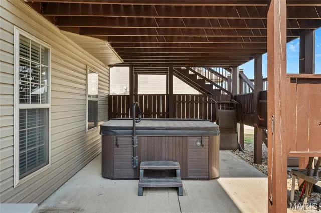 $435,000 | 1232 Wentworth Court, Troy, IL 62294