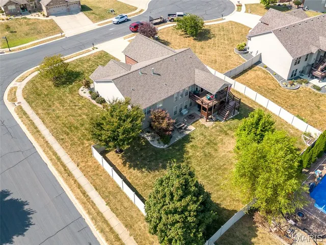 $435,000 | 1232 Wentworth Court, Troy, IL 62294