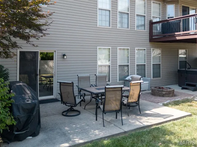 $435,000 | 1232 Wentworth Court, Troy, IL 62294