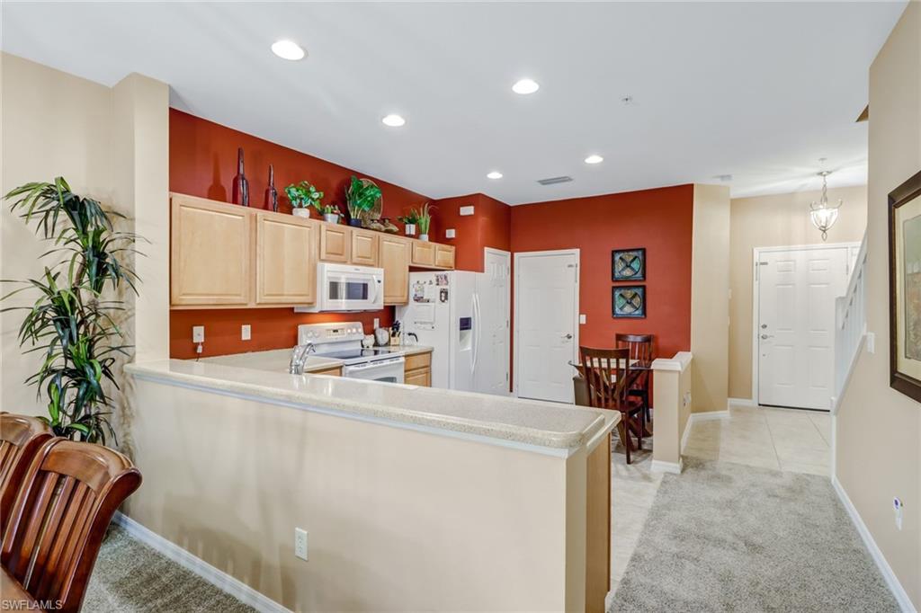 16270 Ravina Way, Unit 92 Naples, FL 34110 - Photo 8 of 27 Gallery Image 8