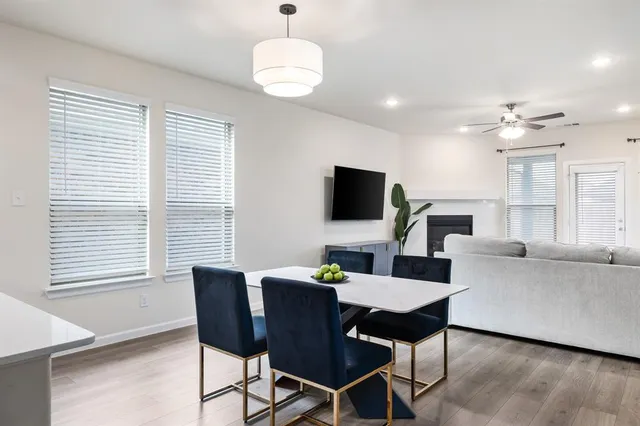 $400,000 | 538 Cherry Hill Road, Red Oak, TX 75154