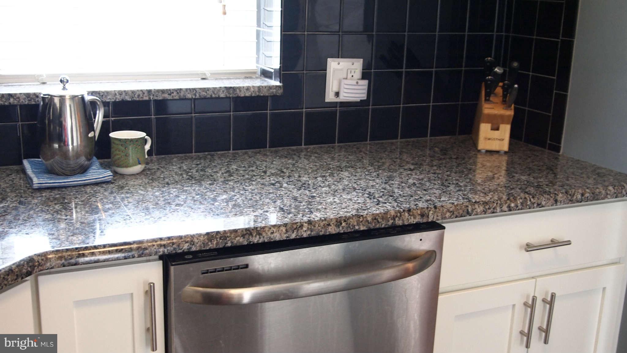 3035 South Buchanan Street, Unit C2 Arlington, VA 22206 - Photo 11 of 24 Kitchen