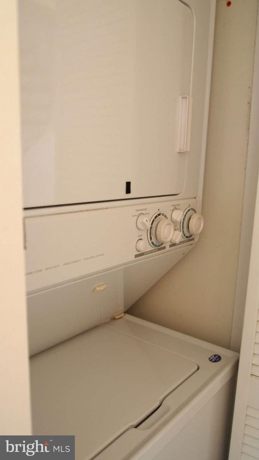 3035 South Buchanan Street, Unit C2 Arlington, VA 22206 - Photo 19 of 24 Interior (General)