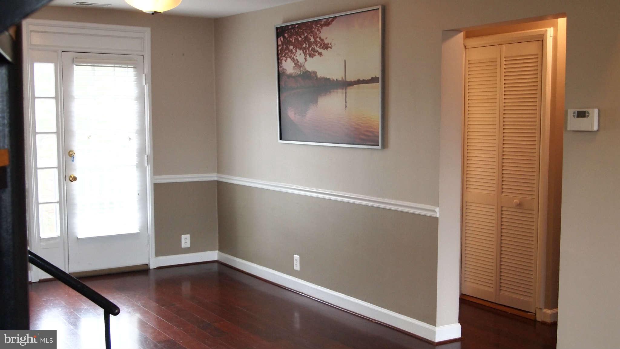 3035 South Buchanan Street, Unit C2 Arlington, VA 22206 - Photo 6 of 24 Dining Room