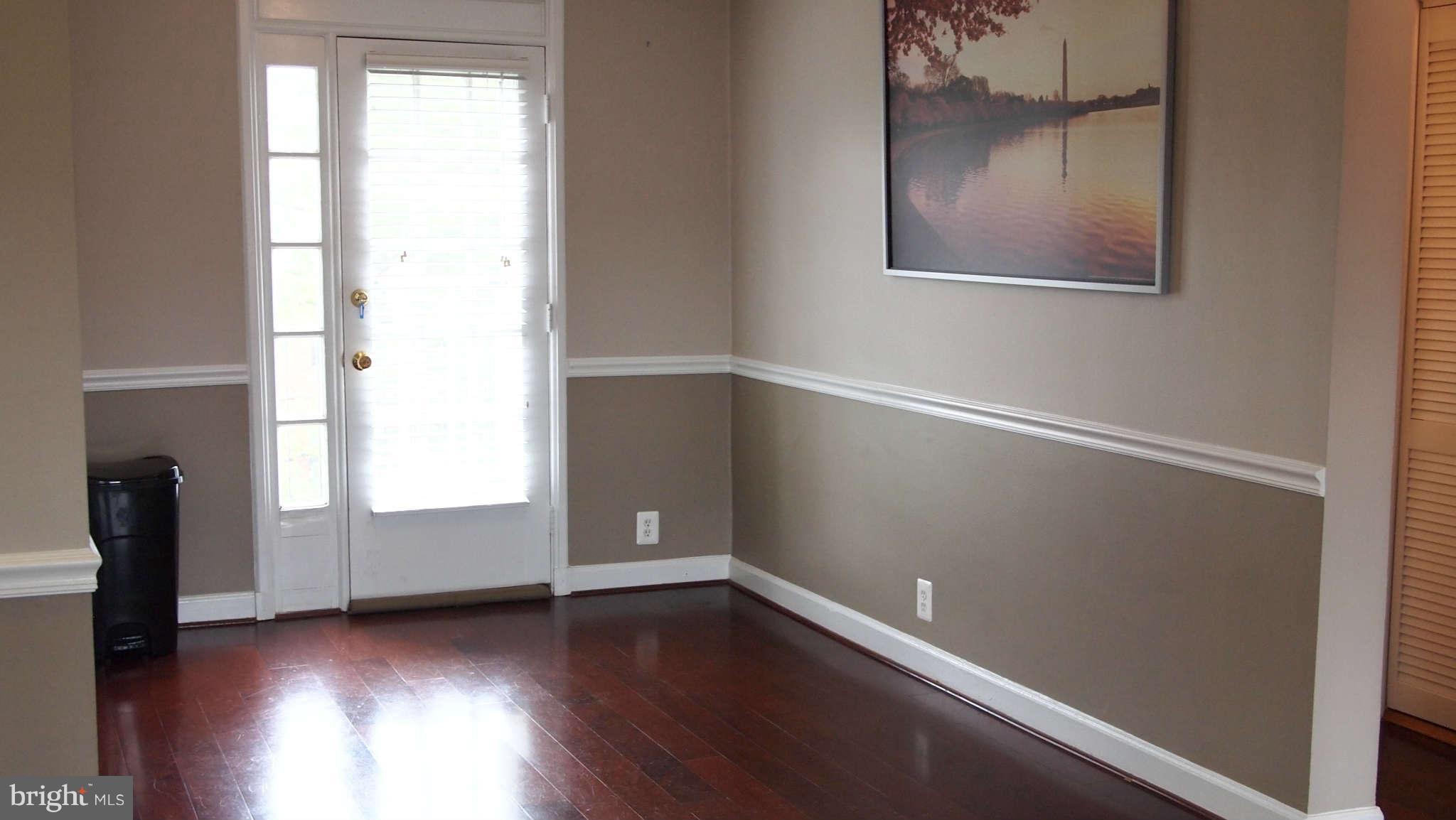 3035 South Buchanan Street, Unit C2 Arlington, VA 22206 - Photo 7 of 24 Dining Room