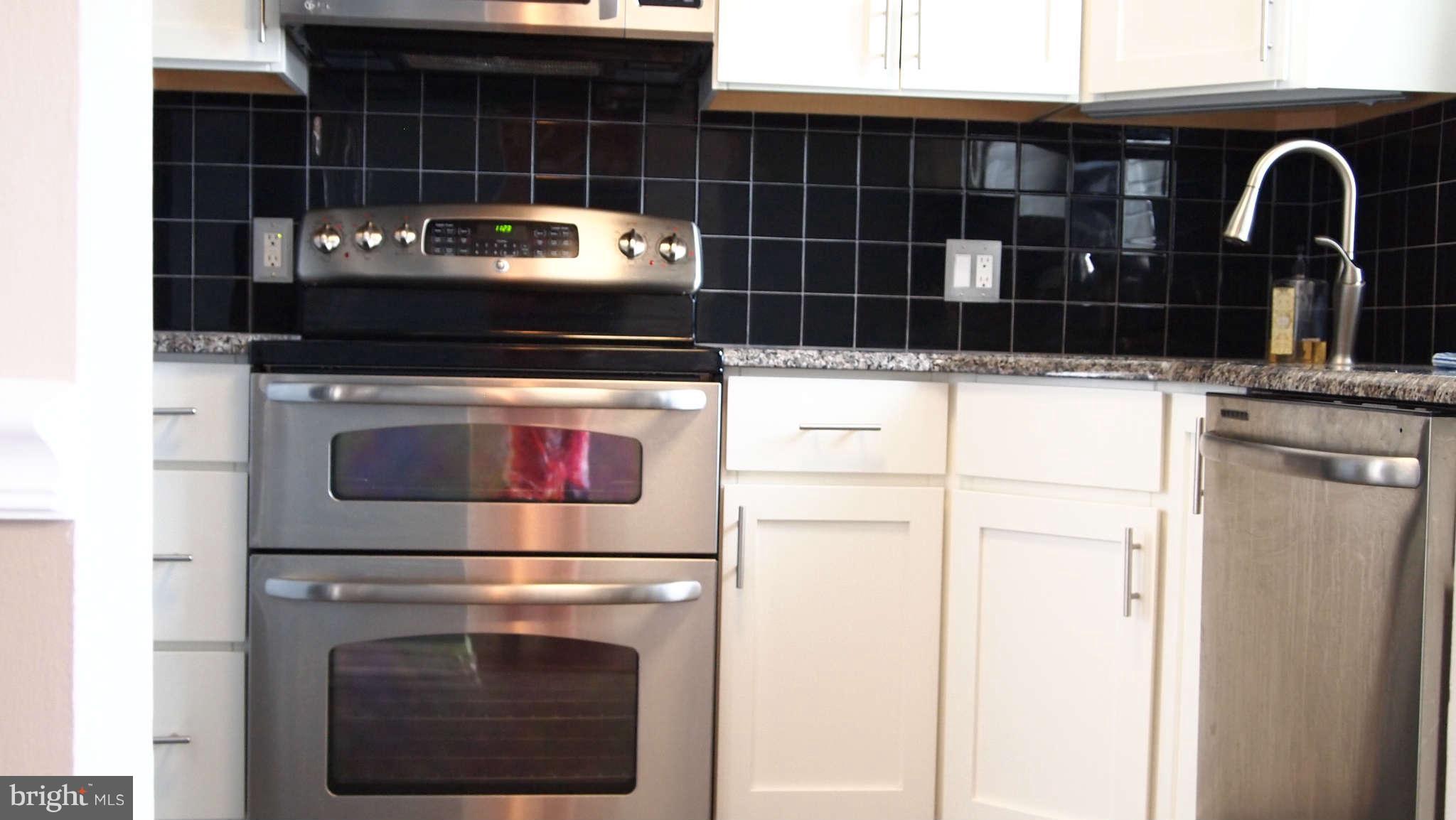 3035 South Buchanan Street, Unit C2 Arlington, VA 22206 - Photo 10 of 24 Kitchen