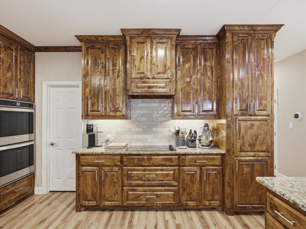 1032 Justin Drive Springtown, TX 76082 - Photo 13 of 40