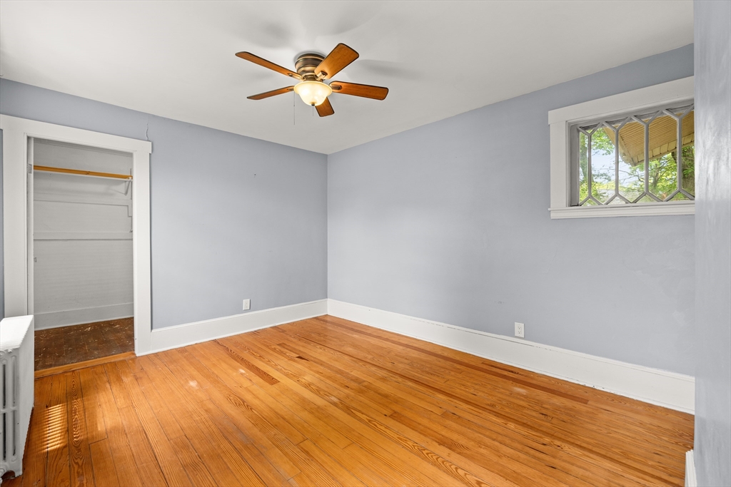 955 Middle Road Acushnet, MA 02743 - Photo 21 of 26